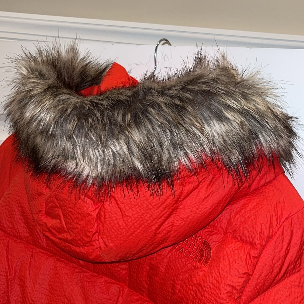 ❗️nwt NORTHFACECE WMNS PARKA❗️ - Picture 9 of 9